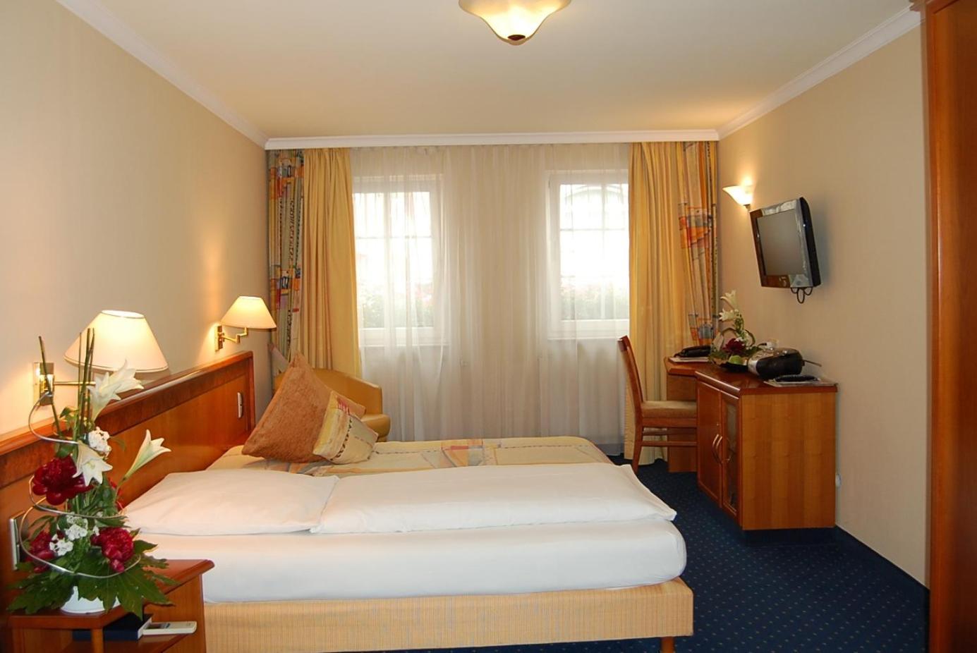 Hotel Ochsen Штутгарт Екстер'єр фото