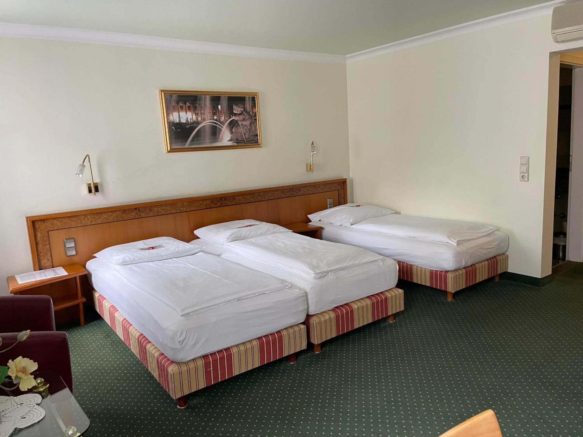 Hotel Ochsen Штутгарт Екстер'єр фото